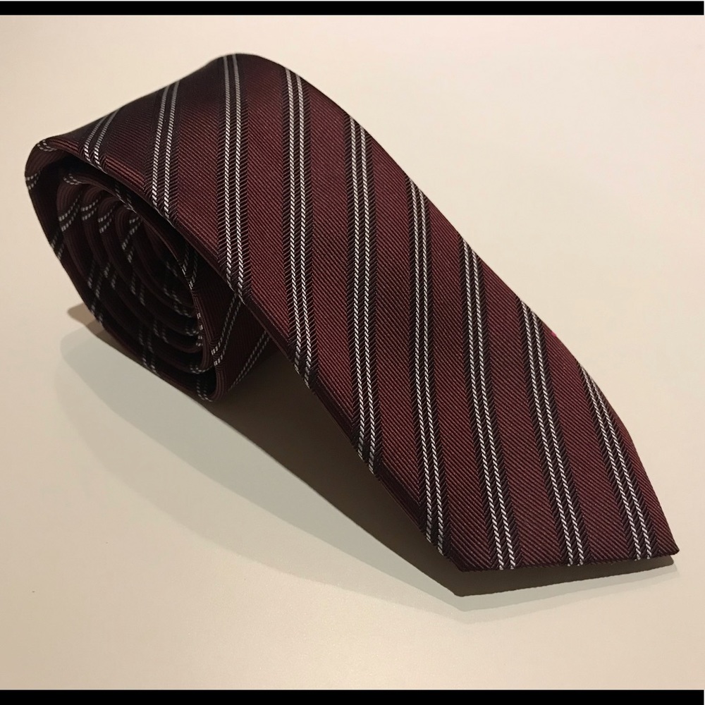 Hugo Boss skinny striped neck tie
